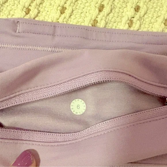 Lululemon Tennis Skirt - size 6 Tall! LIKE NEW, very gently used condition! - Picture 3 of 4